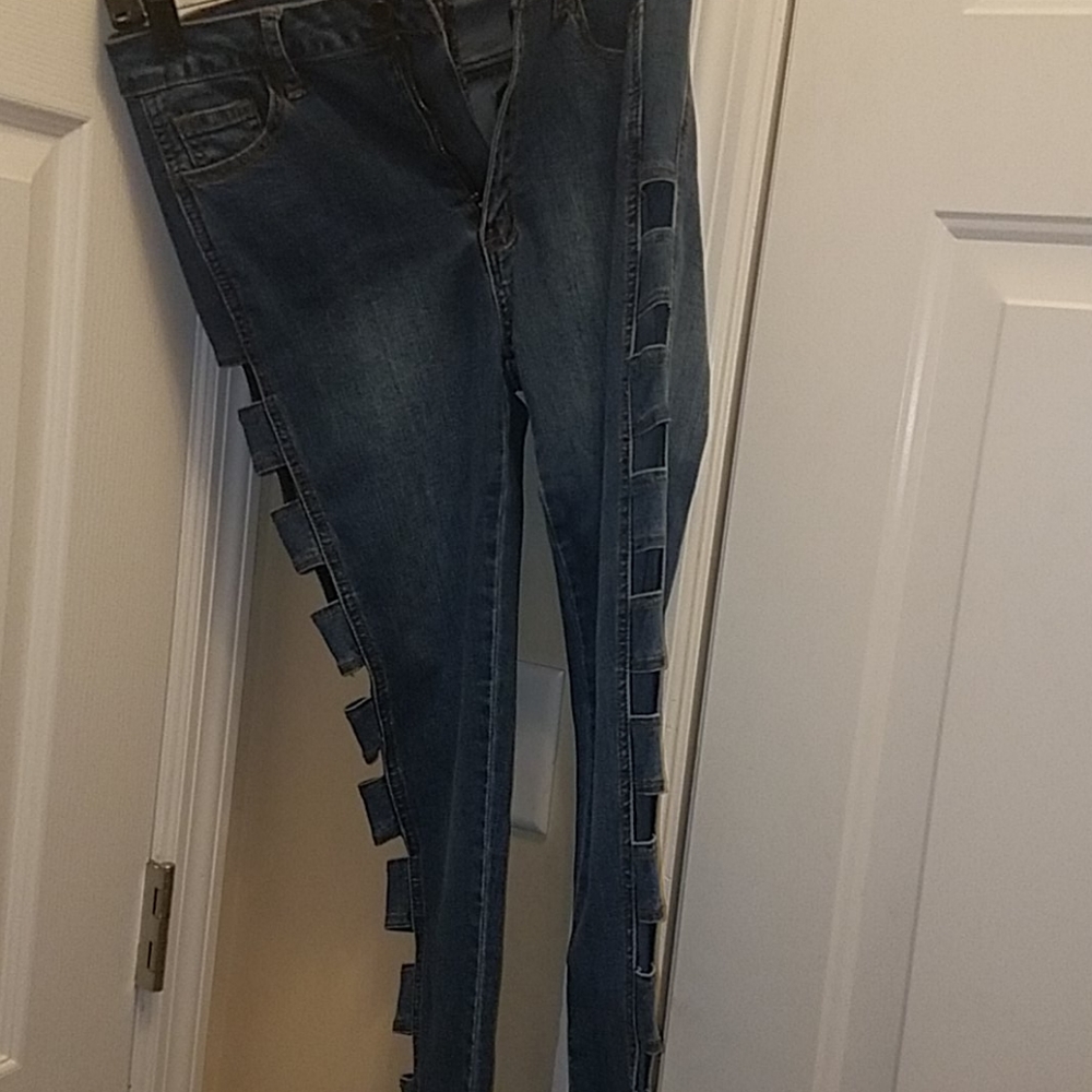 Jeans - Picture 4 of 4